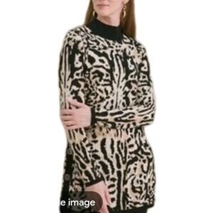 Chico’s ~Woman Size 1(US M)~ Multicolor Sweater Knit Top Buttons On the Side.